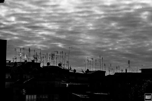 imagoproject's tweet photo. #URBAN #ITALY #ROME #ROOF #BLACKANDWHITE #PHOTOGRAPHERS #PHOTOGRAPHY #SKY #SHADOW #LANDSCAPE #EMANUELEMESCHINI http://t.co/kTONmYTK5x