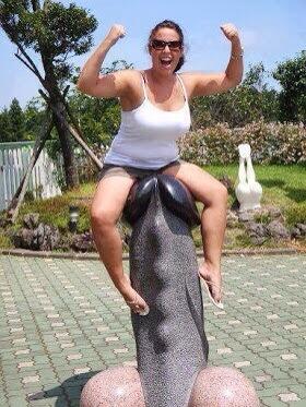 مساء الخير &amp;&amp;&amp;مين تقدر تجلس عليه انا بنسبه لي مابقدر هههههه