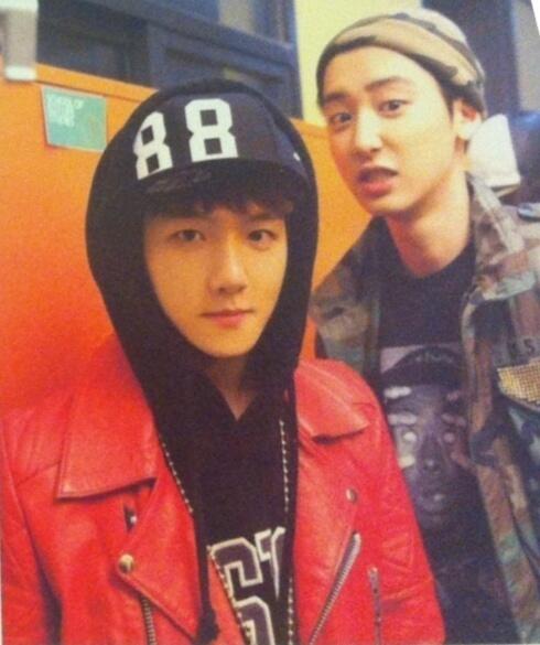 صوره سيلكا لتشانيول و بيكهيون في متجر Bwcw Exo Arab Fans