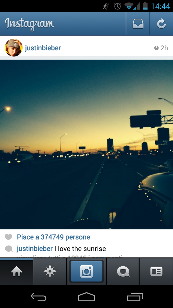 SunriseOff's tweet photo. Ci ama anche Justin Bieber *-* ahahah @justinbieber http://t.co/TjWmgOs0bM