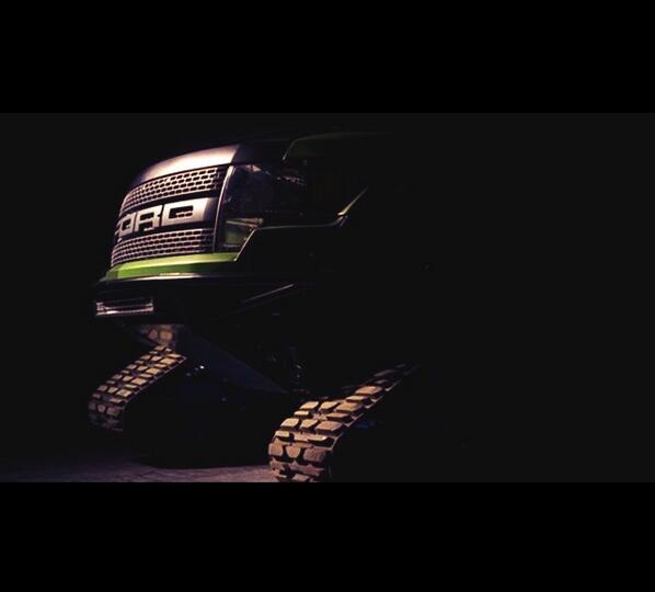KGCUSTOM's tweet photo. @kblock43 #RaptorTrax #F150 #FORDRAPTOR #TRUCK #BUILTFORDTOUGH #SVT http://t.co/yImXzp08ld