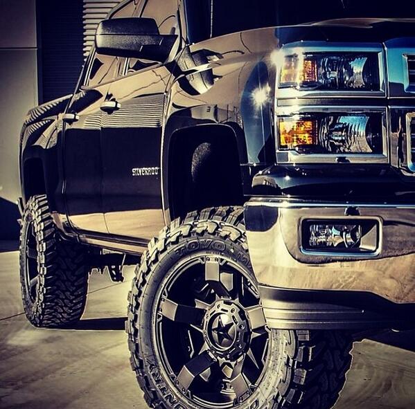 _LiftedTrucks_'s tweet photo. 2014 #Chevy http://t.co/vlo7kMh2Tg
