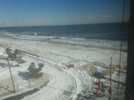 Winter at the Jersey Shore http://t.co/SuuhqsQvGy
