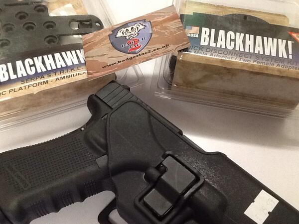 Badgertac2's tweet photo. @AirsoftForumsUK we have holster in stock that DO fit WE glocks http://t.co/Te914VlG54