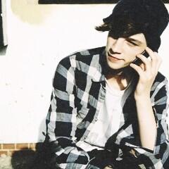 httpfallse's tweet image. ;))