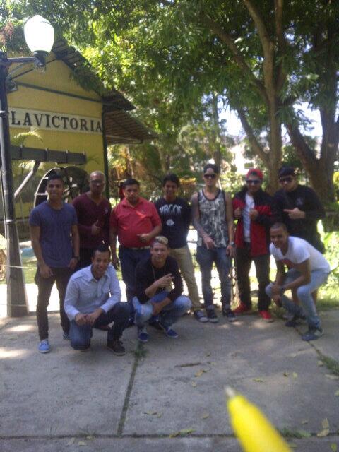 Rogertradicion's tweet photo. Talentos Mun. que estará en el 3er encuentro de Genero Urbano de la Plaza Bolivar de la otra banda @juancarlospsuv http://t.co/QIQhpQbWAo