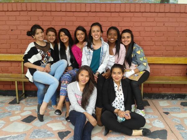 Sara_Mosquera15's tweet photo. Las extraño bobas :( http://t.co/20YRGCV6BY
