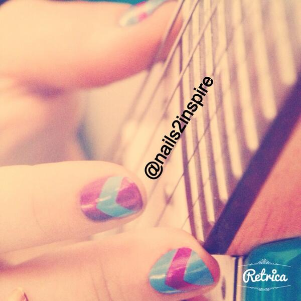 Nails2inspire's tweet photo. Graphic Chevron nails. #nails #nailart #nails2inspire http://t.co/3I1YwmB9Vz