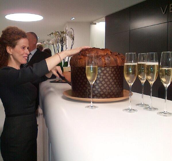 workmeup's tweet photo. Opening drink after office refurbishment ! #icilondres ##headquarters projectccompleted #workplace http://t.co/B3QBPbpvea