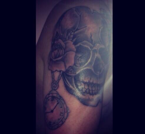 JohnnJosephhh's tweet photo. #INK wondering what to get added! Need more ink doing need my sleeve finished.... So much ink so little space ;) http://t.co/96L3KU2bqO