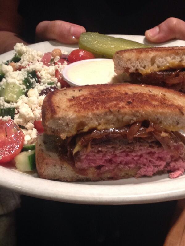 Roseandsons's tweet image. Patty and Greek country chop! #dinner #getoutofthecold #pattymelt #diner