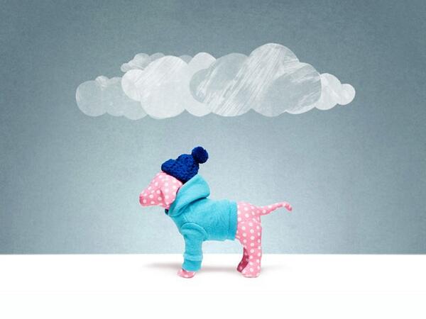 soccerdoesrock's tweet photo. My @VSPINK Weather Mini says… Cold and cloudy. Bundle up! http://t.co/vy0DPIwbBW