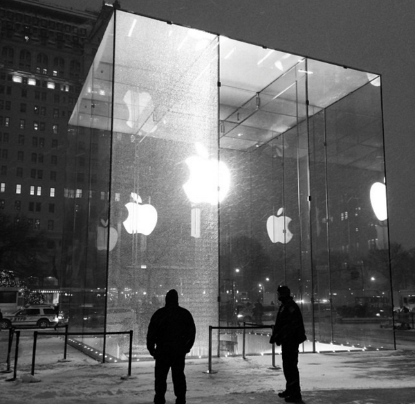 PCMag's tweet photo. A snowblower (maybe running Android) shattered the glass cube of Apple's NYC flagship store: http://t.co/iEraR9oHZy http://t.co/dVgYOuC17Q