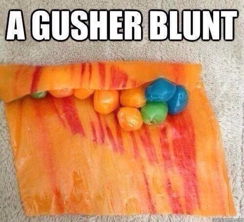GradeSchoolThug's tweet photo. Gunna roll one with my boys! http://t.co/GGqZuf8x15