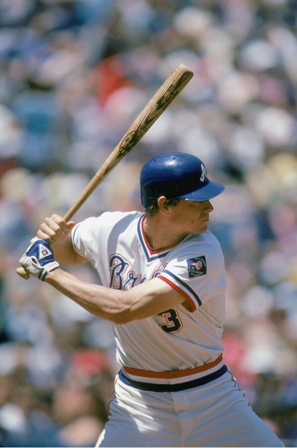 Cut4's tweet photo. Followers to RETWEET can win a bat signed by @Braves legend @DaleMurphy3. #MLBFC http://t.co/Os7eBDkYMC