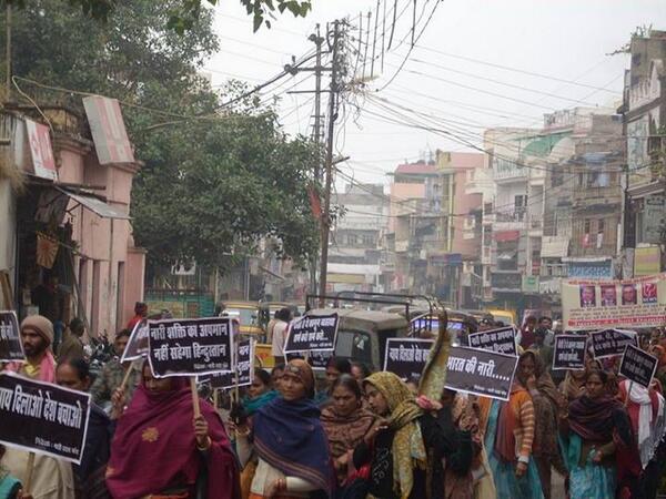 drbhagyashreet's tweet photo. We want justice 4 #ChotiDamini ! Arrest CHORasia &amp; other culprits who played with minor's life! http://t.co/t92n9fcj7U