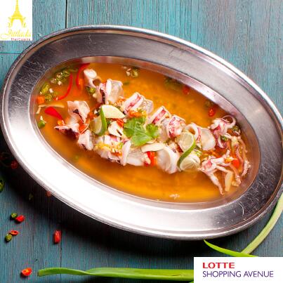 LotteMall_JKT's tweet photo. Dan untuk yang suka seafood, definitely musti coba ini.. Steamed-Lemon-&amp;-Chili-Squid- @Jittlada_Thai #LOVEDining http://t.co/Rsvu5MRKFa