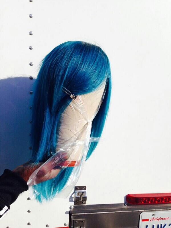 GleekMagical's tweet photo. [NEW PHOTO] Dani (Demi Lovato)'s puppet hair - BTS Glee 5x07 "Puppet Master" (The scene was cut) . #Glee #5x07 http://t.co/wqHnfOKHnU