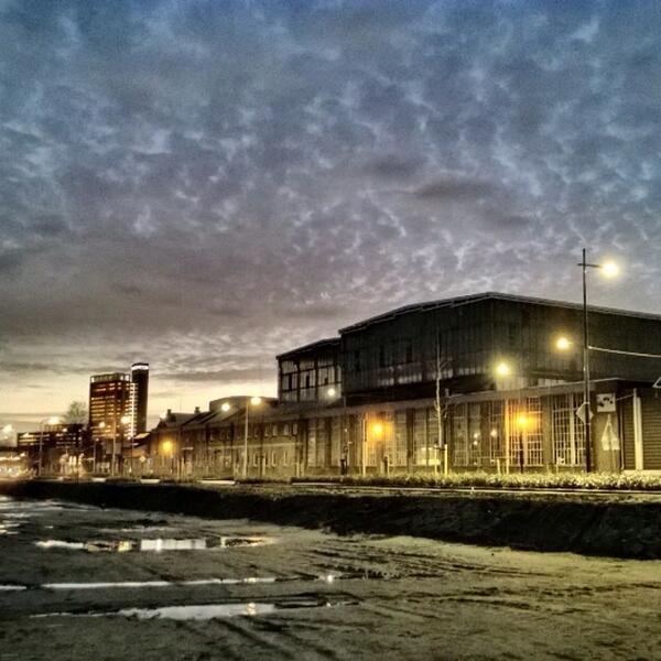 linkedinspirati's tweet image. Save the date: 19-02-2014 links-stap-sprong @Spoorzone013 van 13-18uur. Thema: anders kijken meer zien. info volgt.