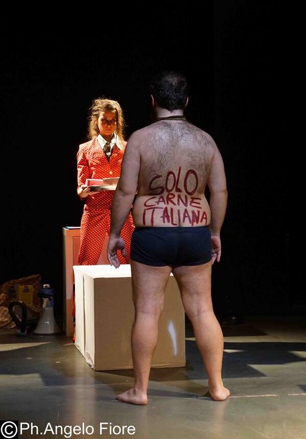 respirale's tweet photo. E si mangia bene da noi! 
#L_Italia_è_il_paese_che_amo 
7/2/2014 
#TeatroRidotto, Bologna.
Ore 21

 http://t.co/pFBcxeRAxC