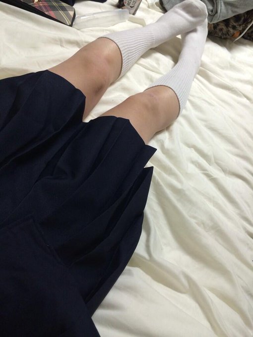 この雰囲気は中学生かと&hellip; どっちなんだろか(^O^)／ http://t.co/4lvM5YZ8lI