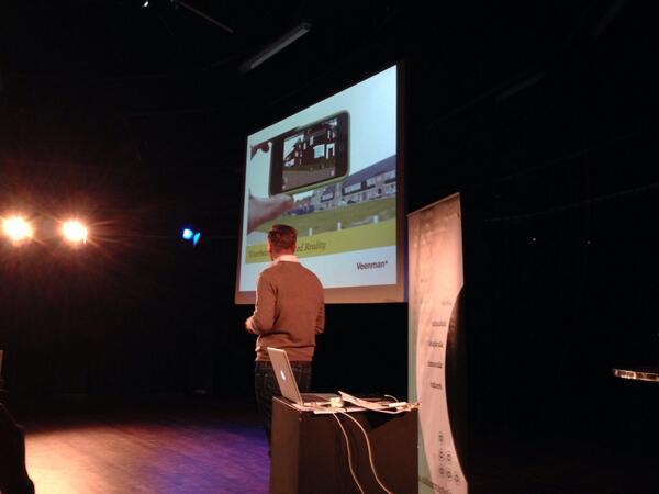 VeenmanPlus's tweet image. Top presentatie @Veekens #printevent