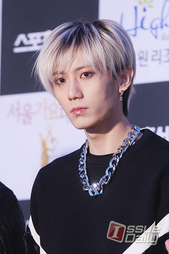 BeqegxyCcAEGJlX.jpg:large