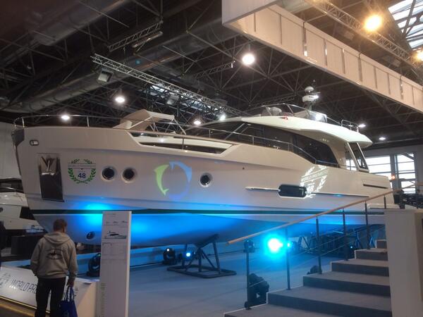 Boatshop24_com's tweet image. World Premiere of the #Greenline 48 #Hybrid #Boat - Stunning and Eco_Friendly! #Dusseldorf #Boot2014