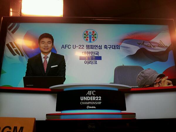 readymc's tweet image. 중계 10분전입니다..구석에 카메라 감독입니다...숨은그림 찾기