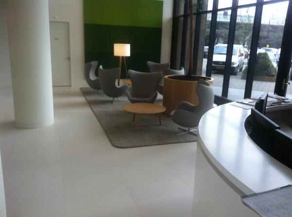 Op dit moment zijn wij bezig met het project :Europlaza te Amsterdam, waar we een niet alledaags formaat verwerken