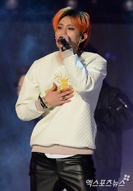 BeqnrNlCEAAXHc2.jpg:large