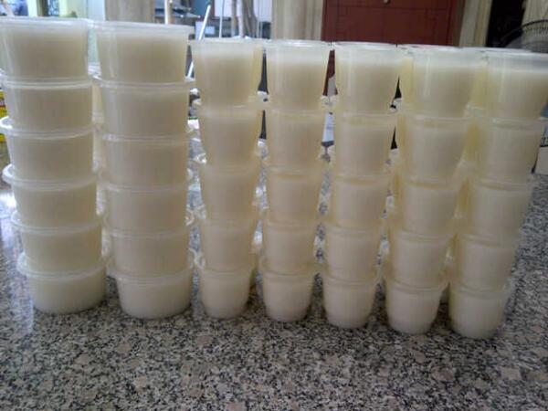 FangzhangZhang's tweet image. Coconut puding!!! Tersedia dalam cup besar dan cup kecil..buruan diorder yuqq (: