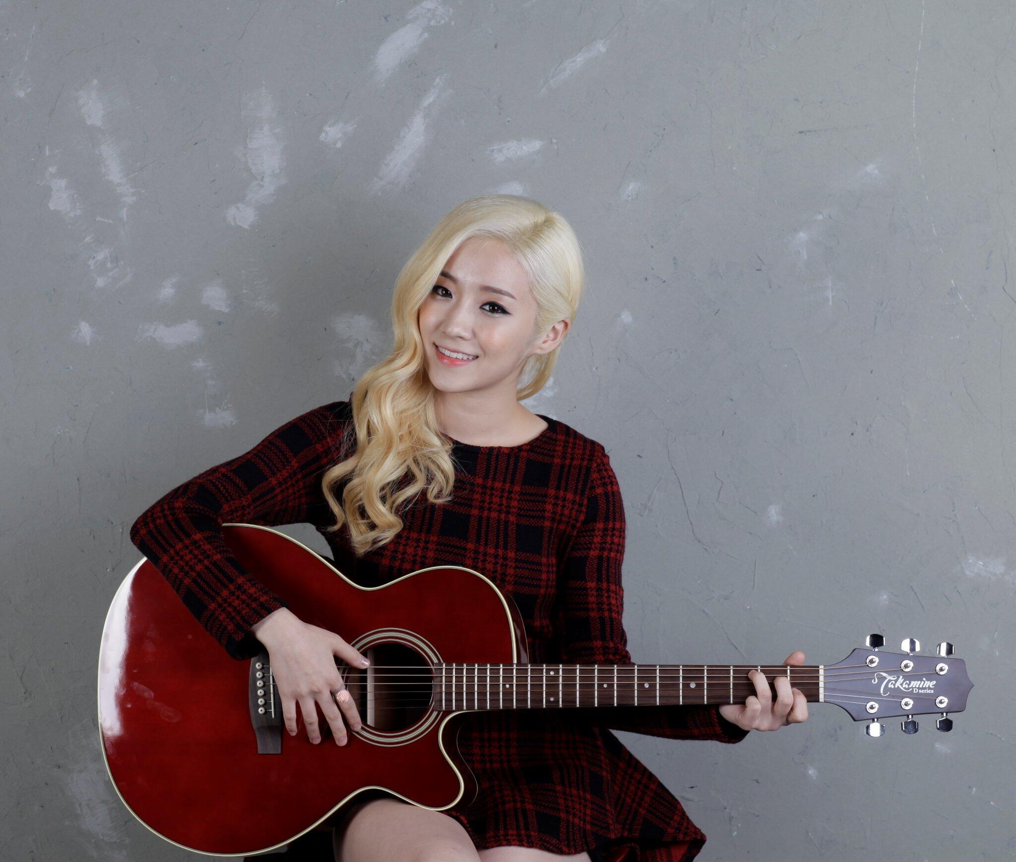 BerXndNCIAAjg9P.jpg:large