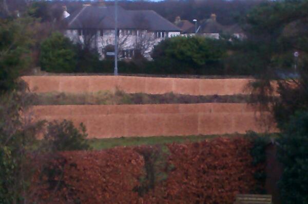 <a href="/BramhopeVillage/">SaveBramhopeVillage</a> Pls voice your opposition to the fencing/hoarding next to the opticians on Otley Rd. Horrid view!