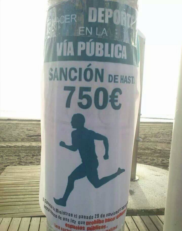 valentisanjuan's tweet photo. Empieza la caza de brujas por hacer deporte en la calle #GraciasPolíticos http://t.co/5R5w7GSaV1