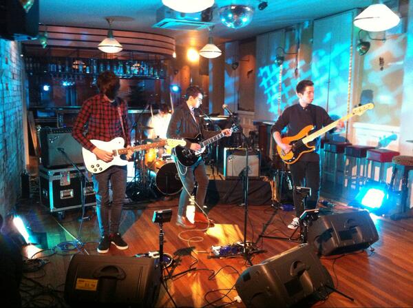 bbcartsshow's tweet photo. Have a look at new, exciting band @theclameens on their BBC TV debut! http://t.co/WjQtIXCjD6 http://t.co/MKbJ9VYVum