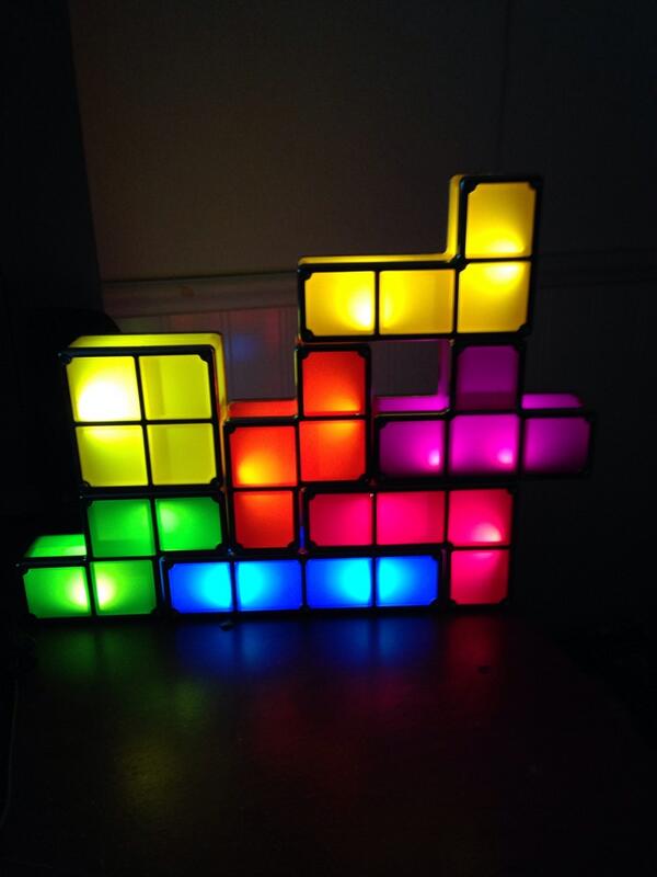 TwzhiClears's tweet image. New addition to my room! Finally came. #TetrisLight