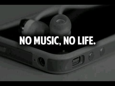 sanwazowski's tweet image. Un poquito de musica para olvidarme de todo. #MusicOn #ProblemsOff