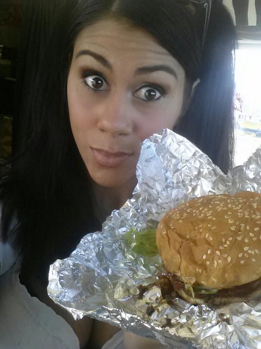 #fat #fiveguys #ilovemyfood http://t.co/igCUjkFjGy<a href="/tag/fat"class="tags">#fat</a><a href="/tag/fiveguys"class="tags">#fiveguys</a><a href="/tag/ilovemyfood"class="tags">#ilovemyfood</a>