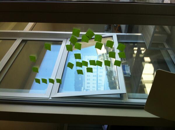 hvngrymag's tweet image. Queuing up articles now for laaaunch #PostItOverload