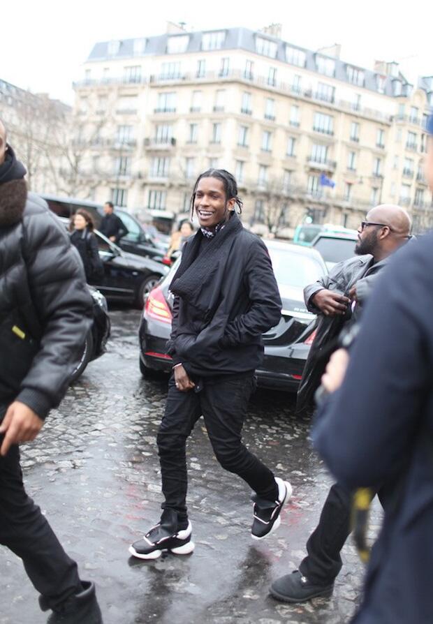 Nice Kicks on X asvpxrocky laces up Rick Owens adidas in the new CelebritySneakerStalker http t z6jiPwin4J http t tVkd0EMskR X