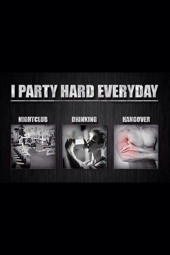 Iifting's tweet photo. How I Party💪 http://t.co/4FqkQAtx04