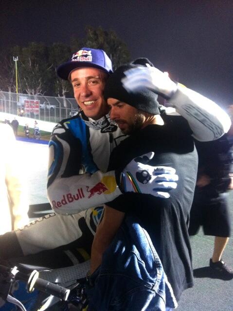 Alex Ewing tweet media