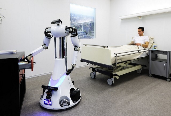 Перемещаться мобильно. Робот-санитар Kiro-m5. Роботы в медицине. Робот медицинский помощник. Робототехника в медицине.