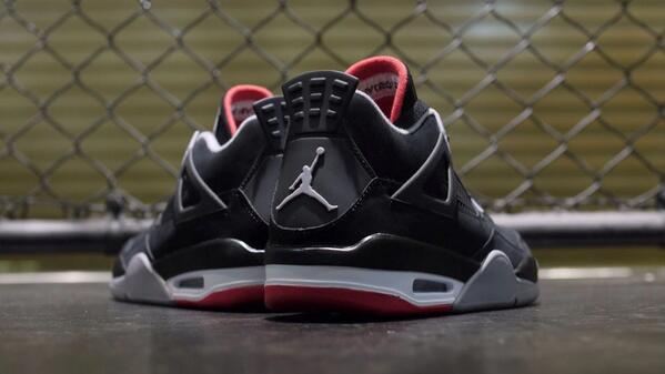 DailyKickss tweet picture