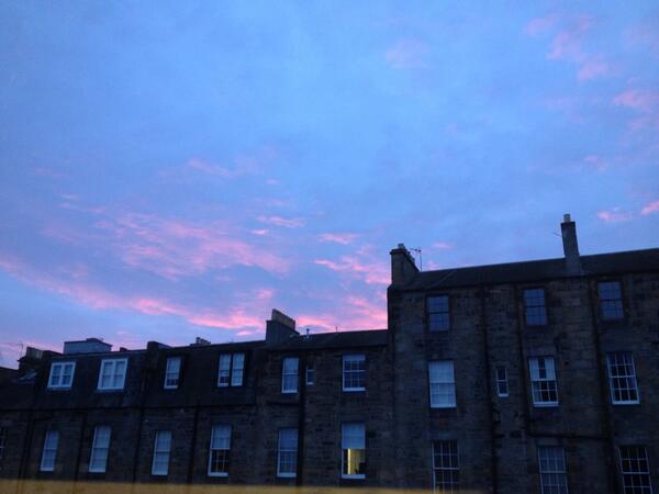 RusLoten's tweet photo. It looks better in real life but a nice sky in Edinburgh this morning nonetheless. http://t.co/ukAPZEsk7N