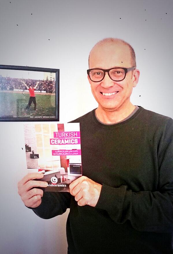 Haftaya Erbil'de kapıdan kapıya seramik kataloğu dağıtacağız. Ülke için bir ilk olacak. Heyecanlıyız.