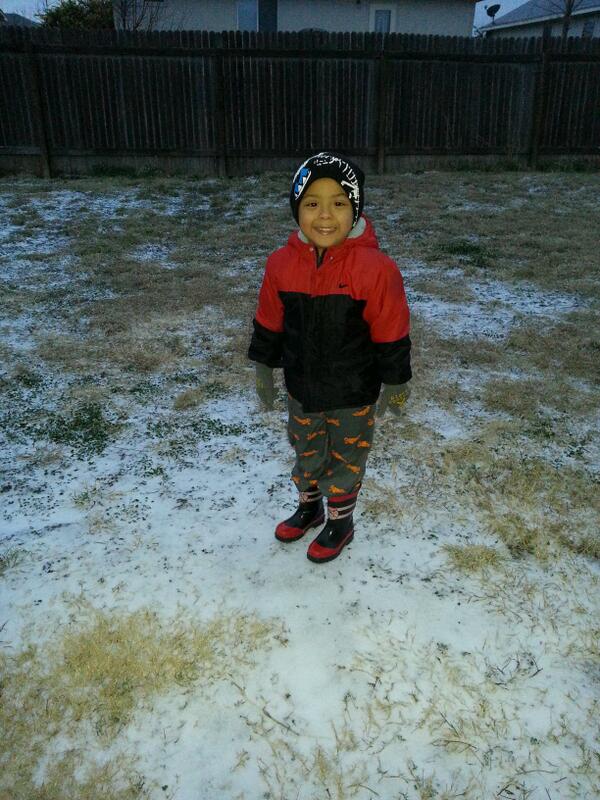 startina86's tweet photo. @scottfisherFOX7  yay no school http://t.co/psasISiaiY