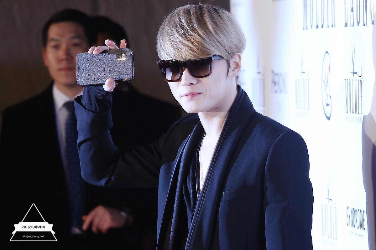 Bev0v_ICIAAMgPA.jpg:large