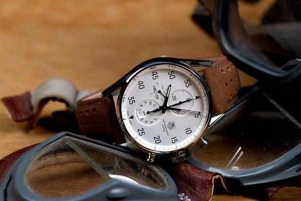 evro_time's tweet image. Часы tag heuer цена 3500 руб.